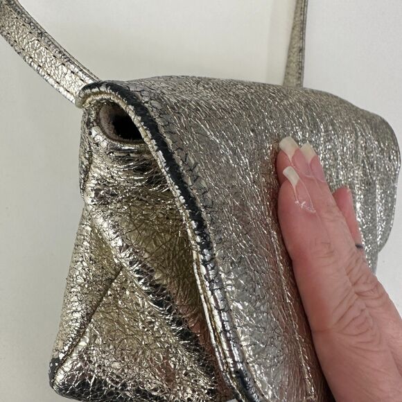 C.A.B. Gold-Silver Shimmer Clam Shell Design Fabric Shoulder Strap Snap Close - Picture 9 of 13